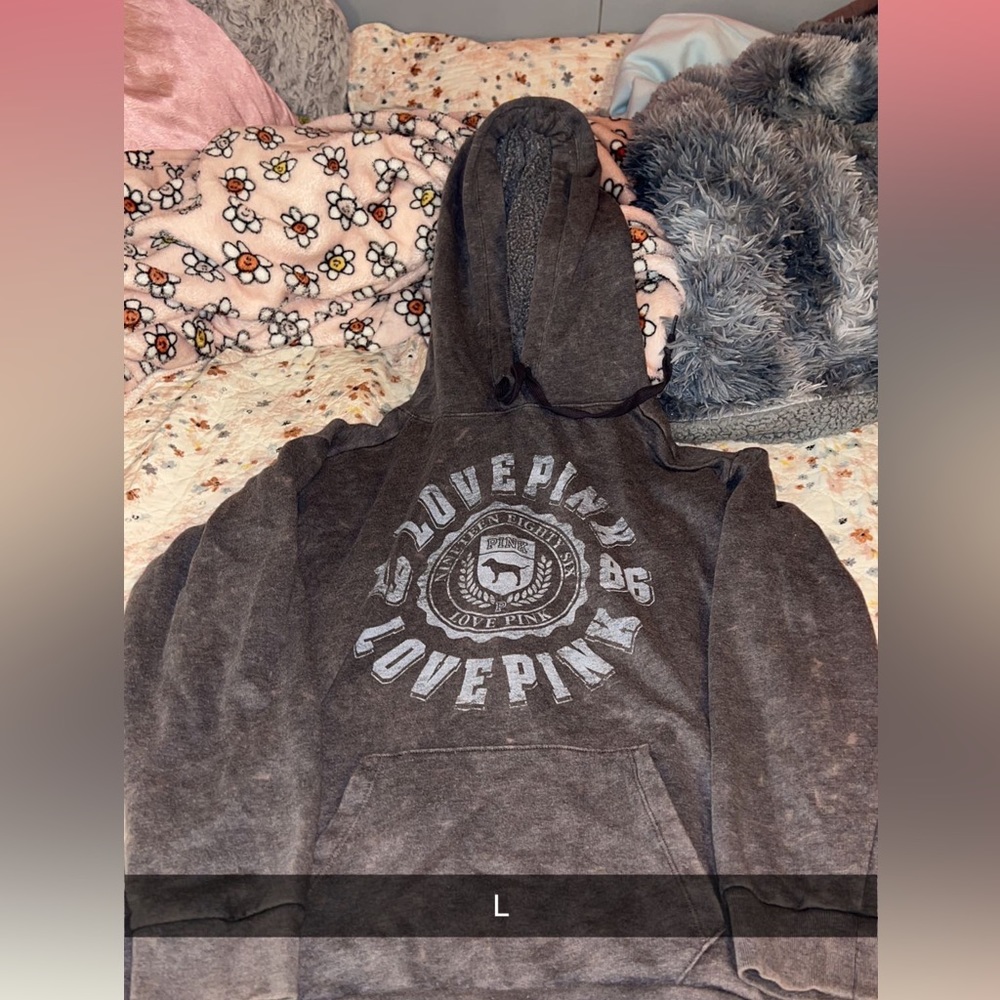 pink hoodie